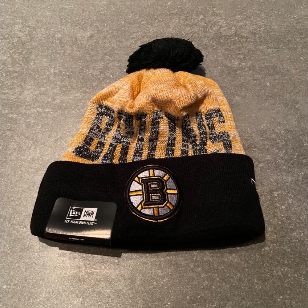 PRICE IS FIRM Brand new Boston Bruins beanie